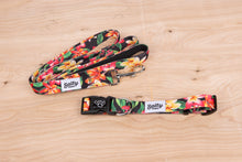 Load image into Gallery viewer, black dog collar leash matching set hawaiian tropical floral